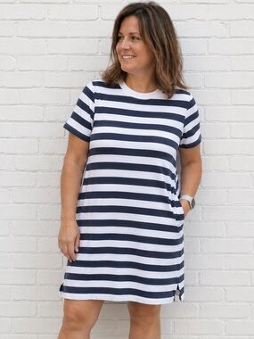 Old Navy Navy & White Striped T-Shirt Dress Medium 100% Cotton Coastal